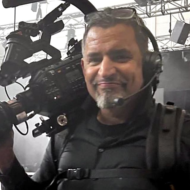 Christoph Müller mit Filmkamera